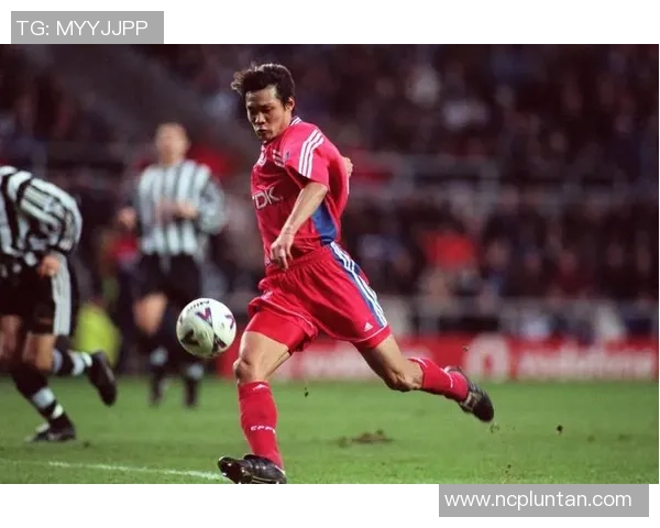 2018年各国足球明星风采大赏与精彩瞬间回顾 2018年各国足球明星风采大赏与精彩瞬间回顾