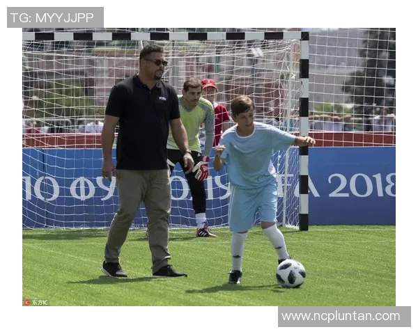 与世界足球明星面对面畅谈他们的梦想与挑战 与世界足球明星面对面畅谈他们的梦想与挑战