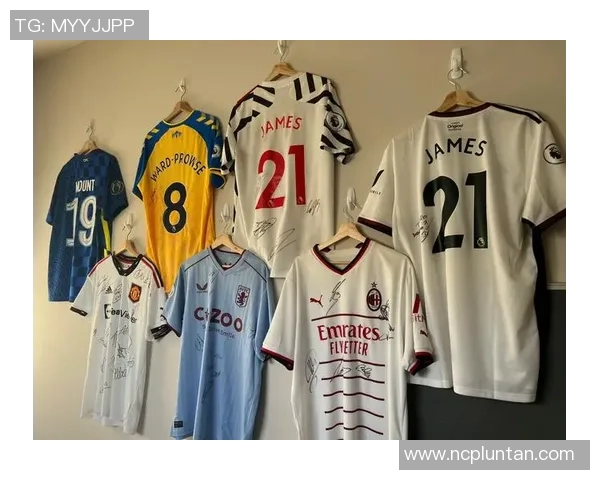 全球足球明星签名球衣收藏价值排行榜及其背后的故事分析