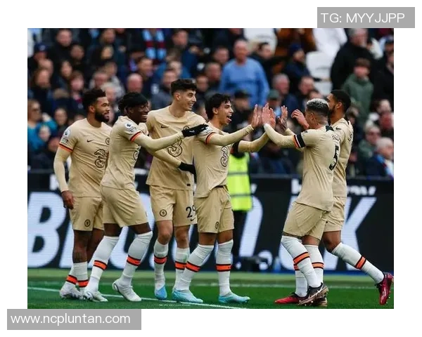 上海足球队以81分稳居大师赛积分榜首位争夺冠军形势明朗